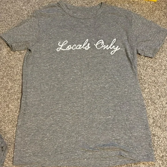 Chaser brand locals only tee NWOT - Picture 2 of 4